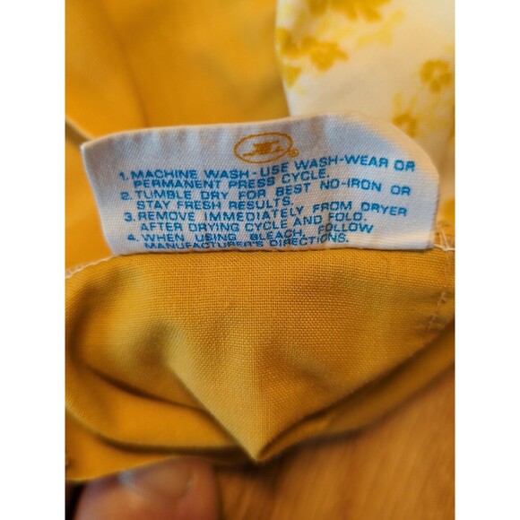 Cannon Royal Family Sheet Set Gold Floral Full Flat Sheet 2 Pillowcases Vintage - Picture 6 of 8